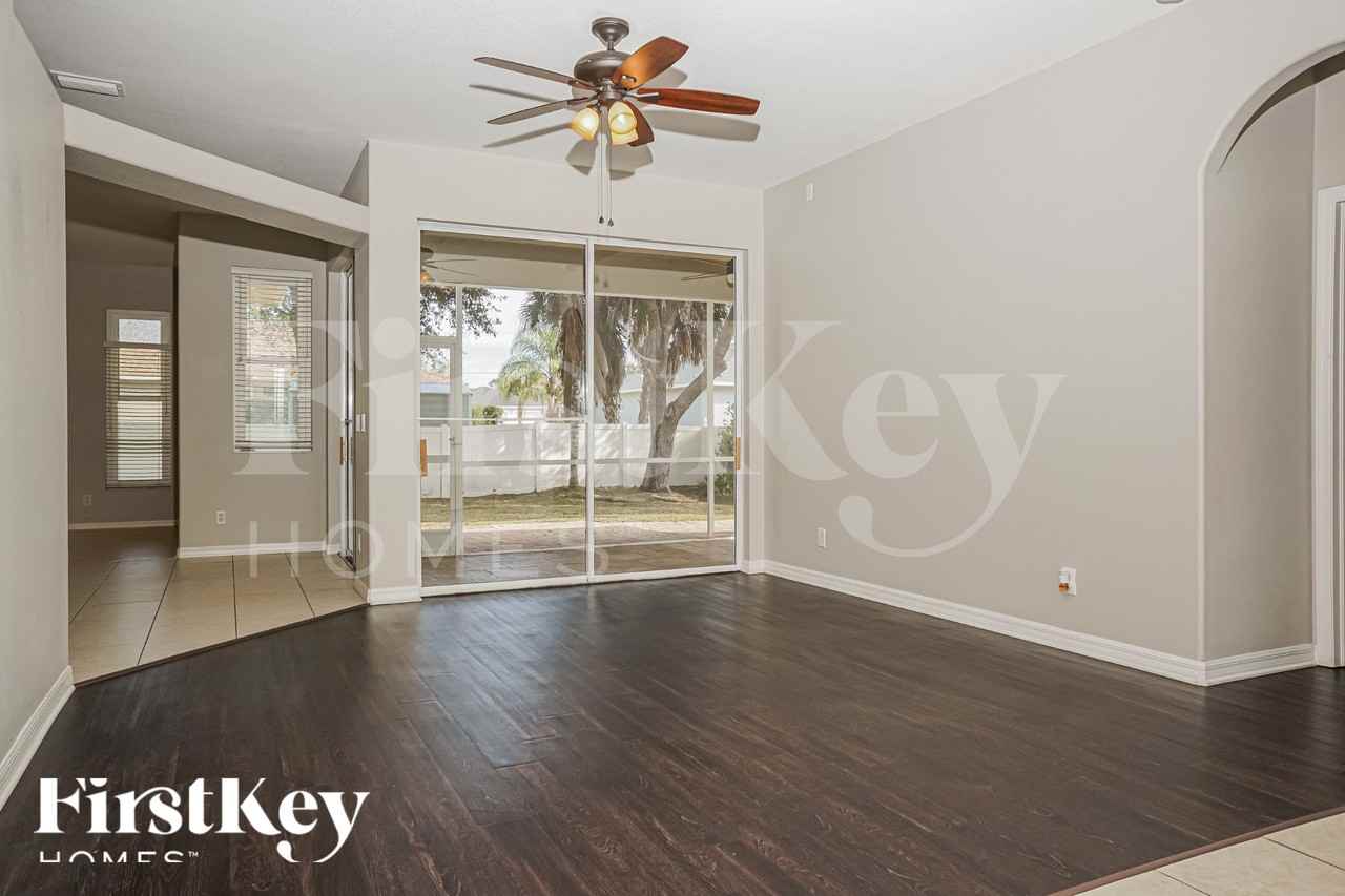 1618 Purple Ln - Photo 2 of 19