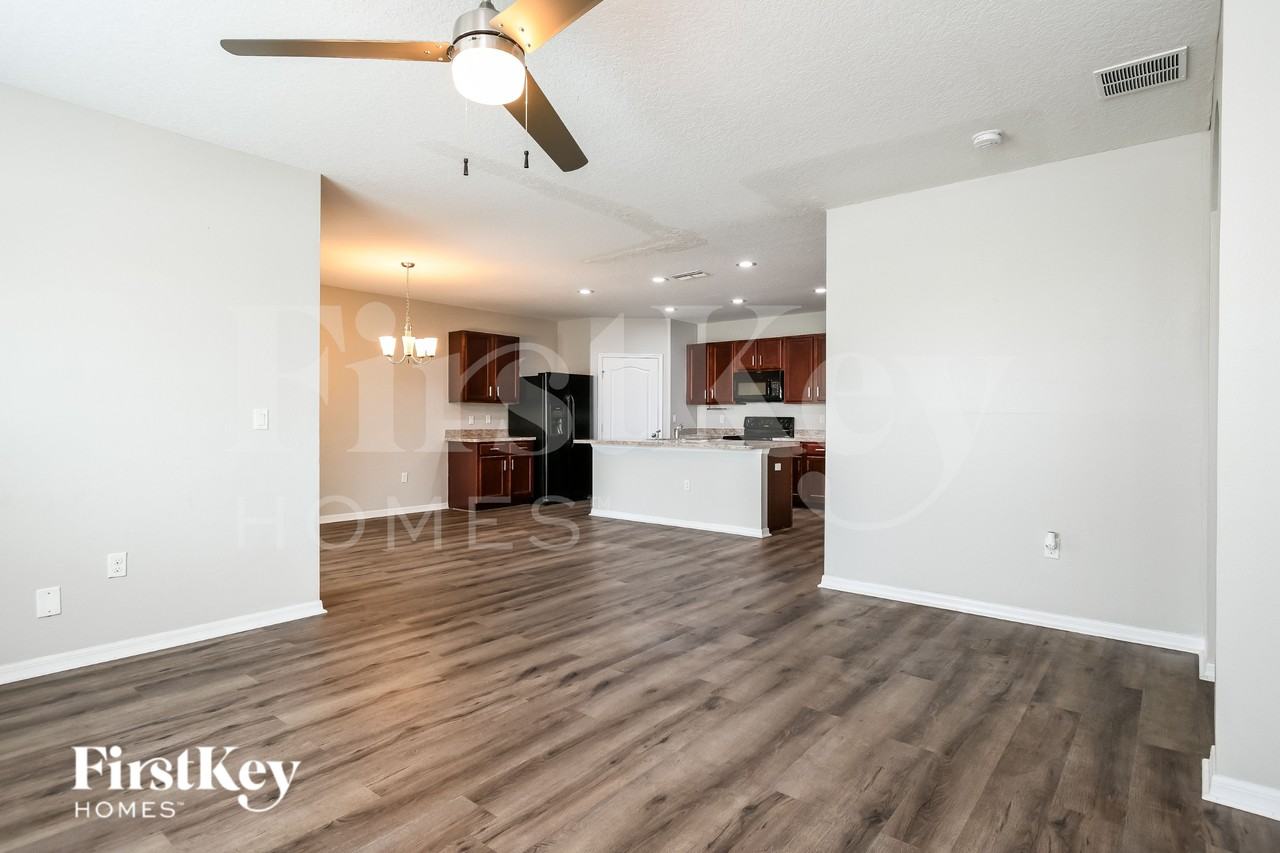 5836 Grey Heron Dr - Photo 4 of 16