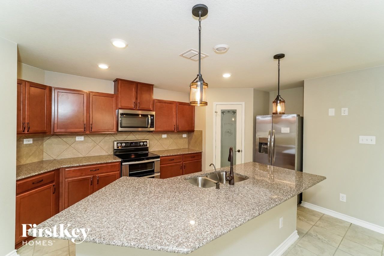 3931 Gentle Mdw - Photo 6 of 15