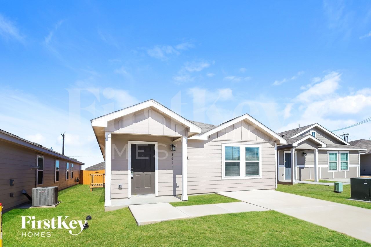 8011 Nube Medina - Photo 3 of 18