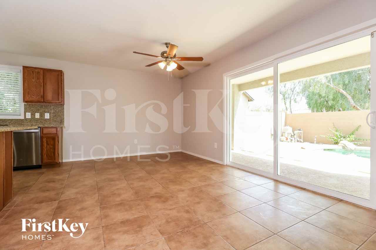 15903 N 171st Dr - Photo 5 of 15