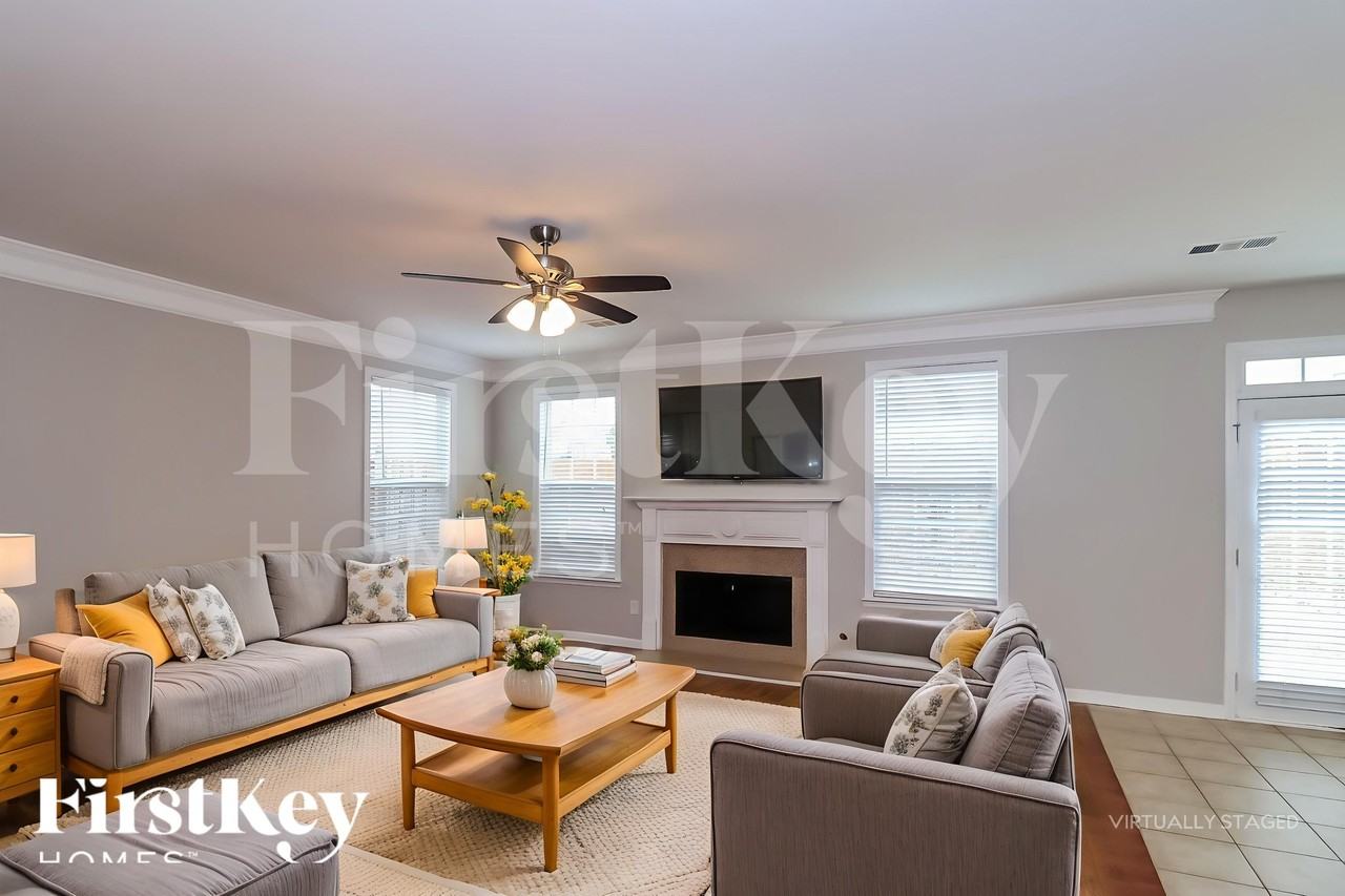 3630 Drayton Manor Run - Photo 4 of 18