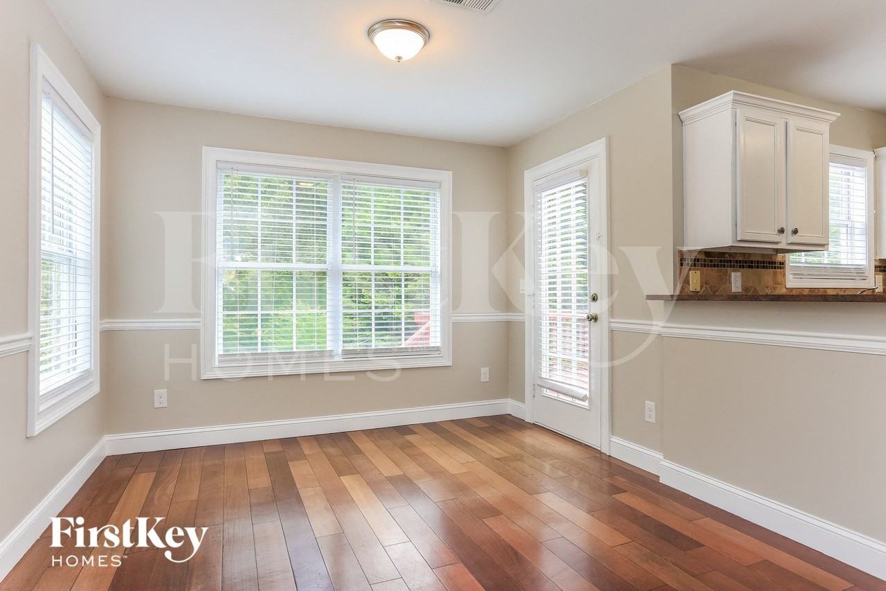 3890 Brushy Wood Dr - Photo 3 of 16