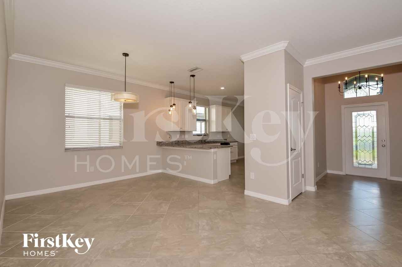 11327 Sweetgrass Dr - Photo 5 of 18