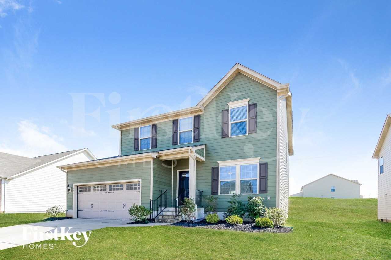 825 Wingthorn Rose Dr - Photo 2 of 15