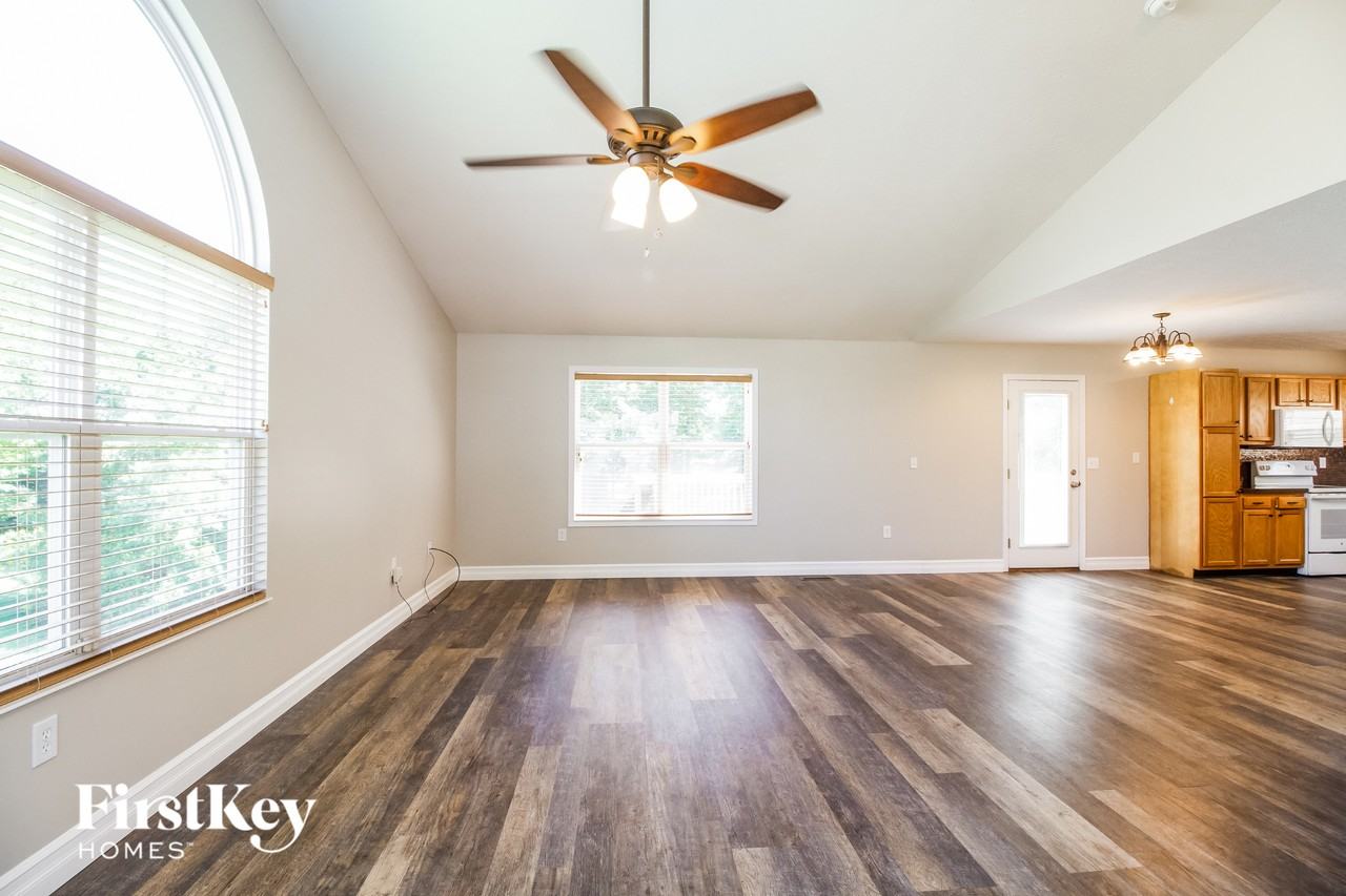 58 Huntington Ave - Photo 3 of 15