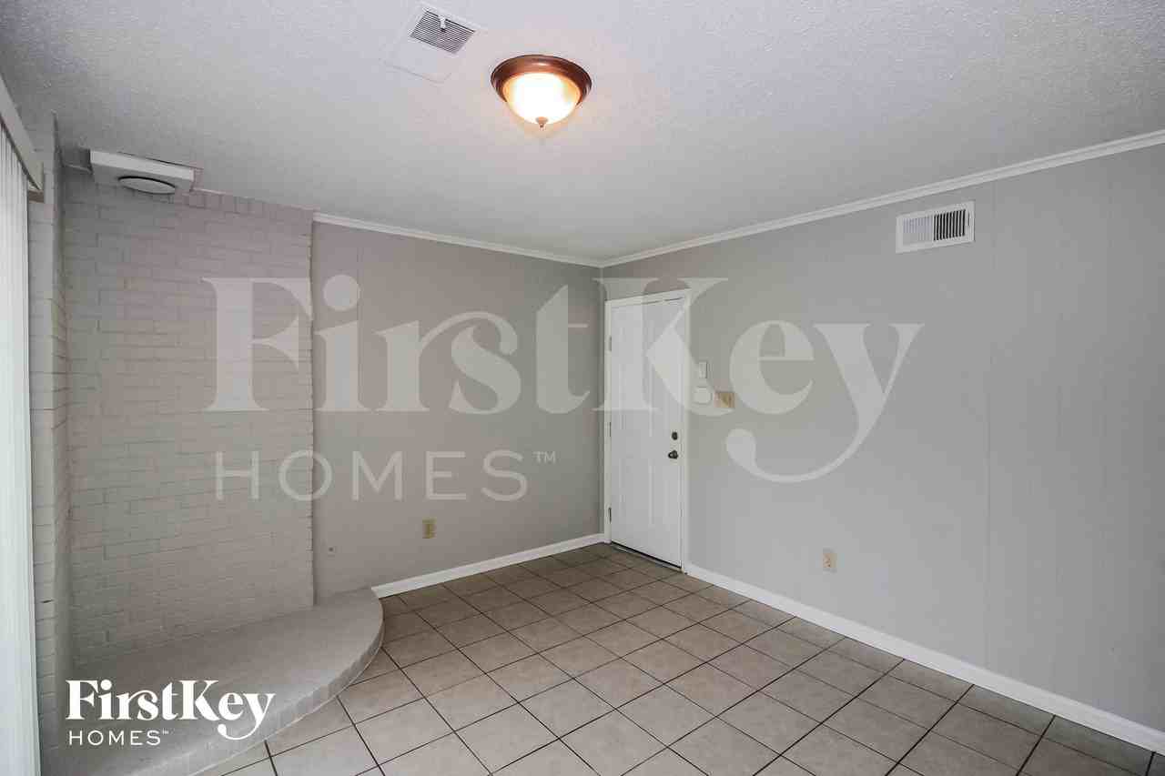 4094 Berrybrook Cv - Photo 5 of 15