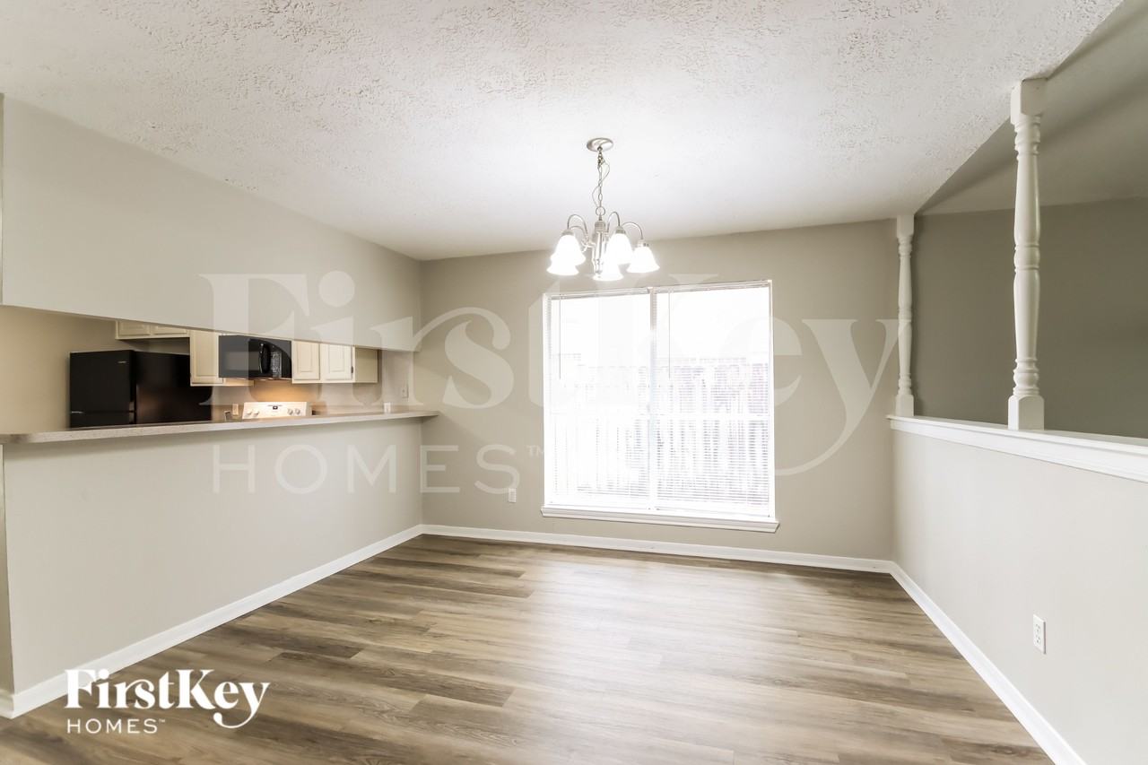 2614 Forestbrook Dr - Photo 6 of 19