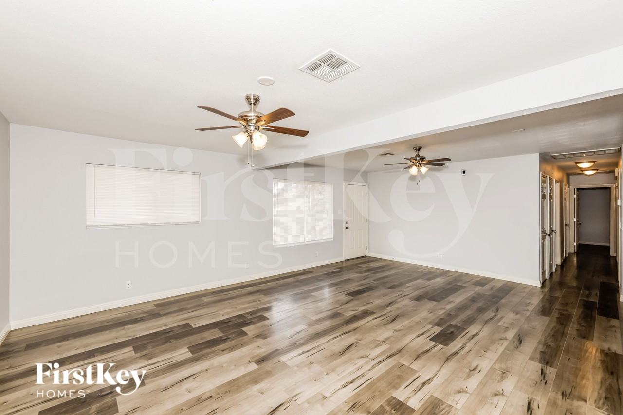 2012 Bennett St - Photo 3 of 19