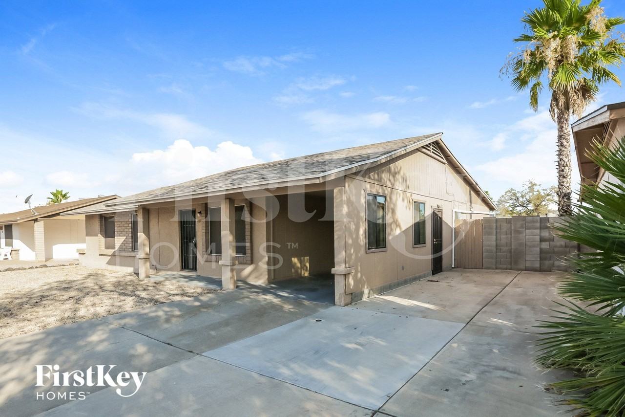 19878 N 17th Ln - Photo 2 of 15