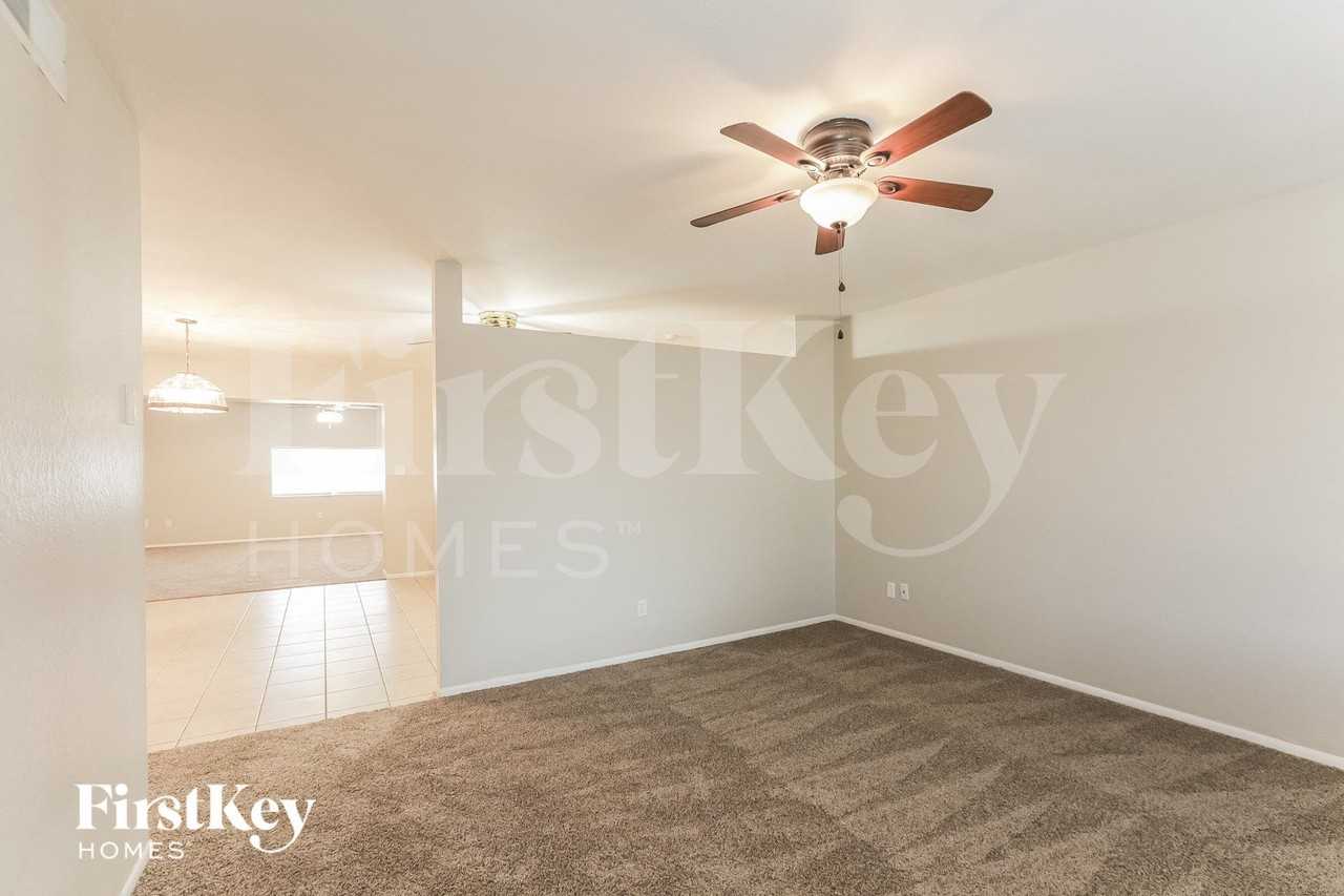 19878 N 17th Ln - Photo 3 of 15