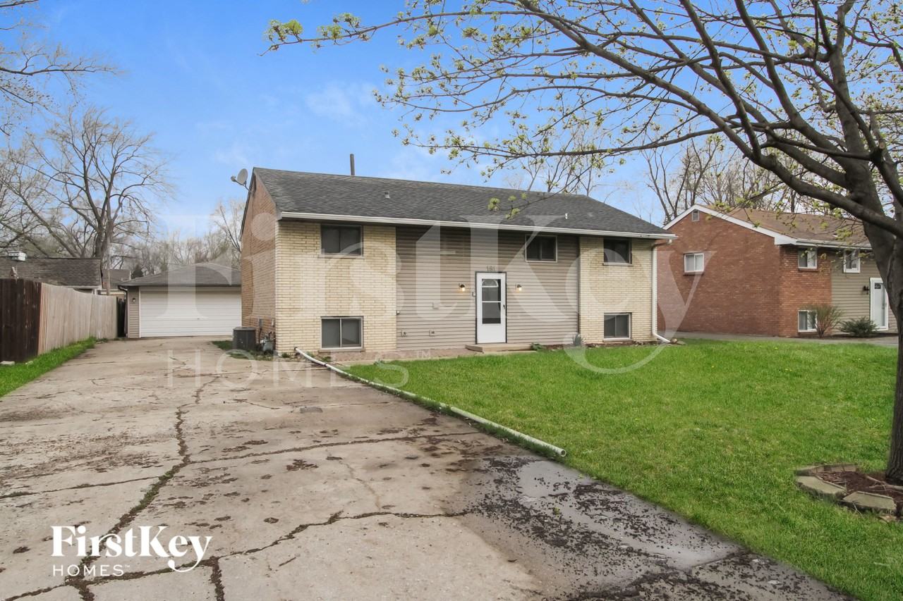 181 S Pinecrest Rd - Photo 2 of 15