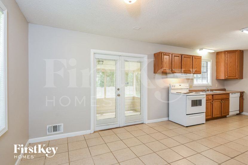 1781 Silver Leaf Ct Sw - Photo 5 of 15