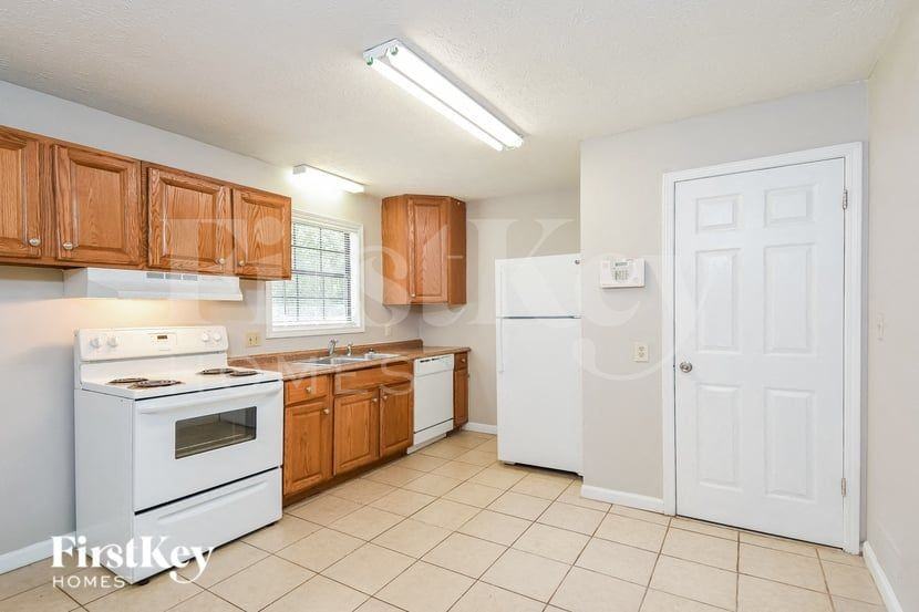 1781 Silver Leaf Ct Sw - Photo 7 of 15