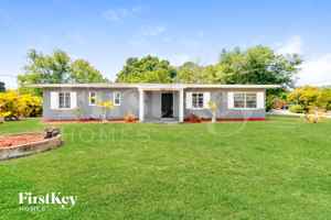 featured image of 1240 Stockton Dr