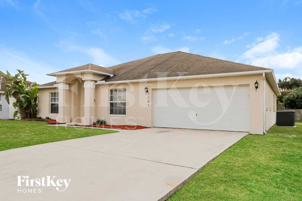 1168 Sw Idol Ave - Photo 3 of 19