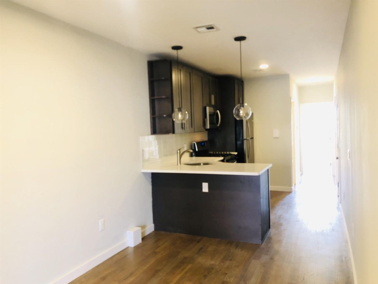 347 7th St ##5 - Photo 5 of 17