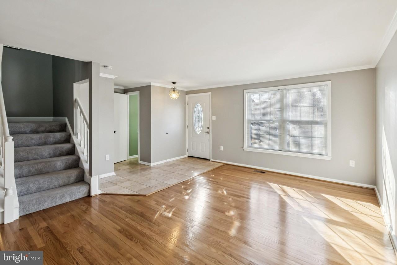 10603 Tuppence Ct - Photo 3 of 25