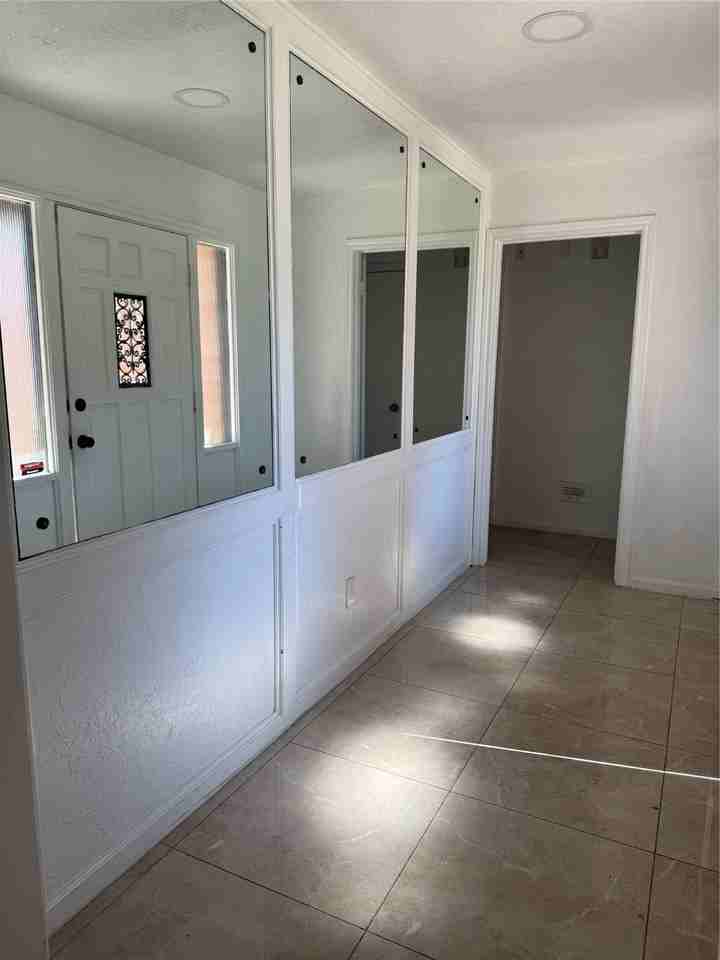 7838 Vickijohn Dr - Photo 3 of 27