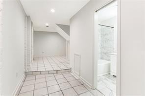 903 Octavia St - Photo 6 of 21