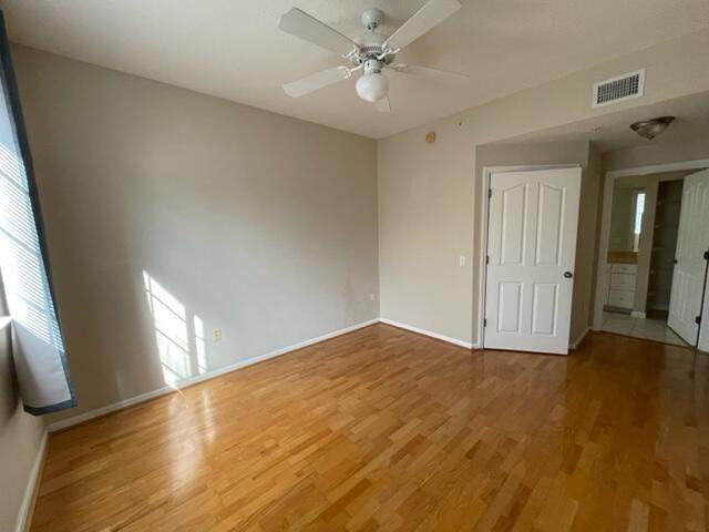 9833 Baywinds Dr - Photo 6 of 10