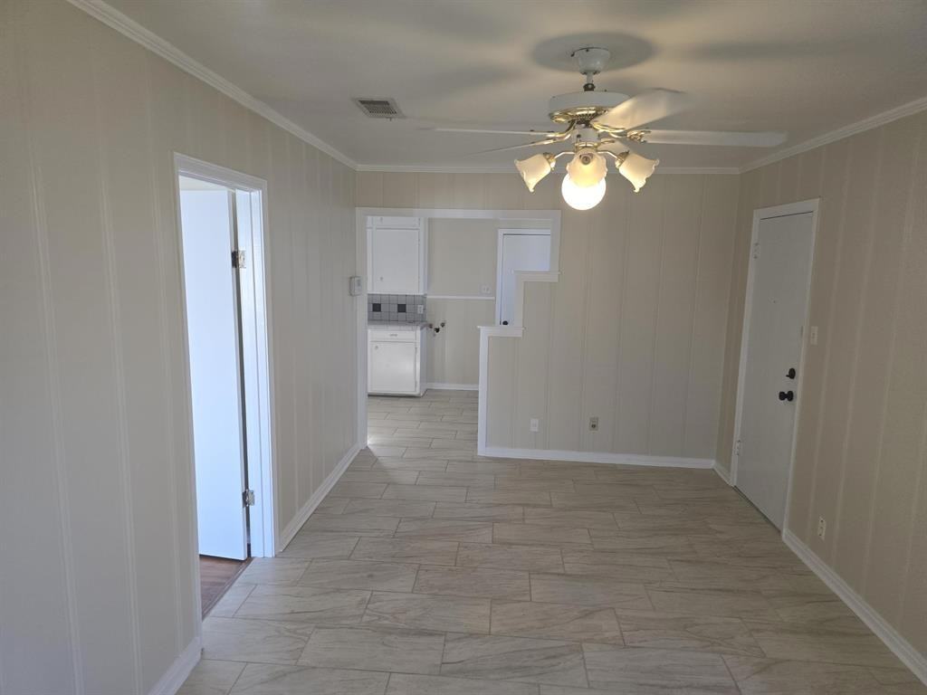 1795 Euclid St - Photo 3 of 10