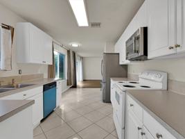 featured image of 308 Northwest 17th Terrace