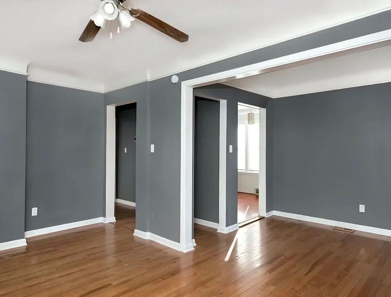 17916 Grove St - Photo 6 of 23