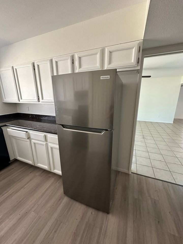 13039 N 70th St - Photo 7 of 50