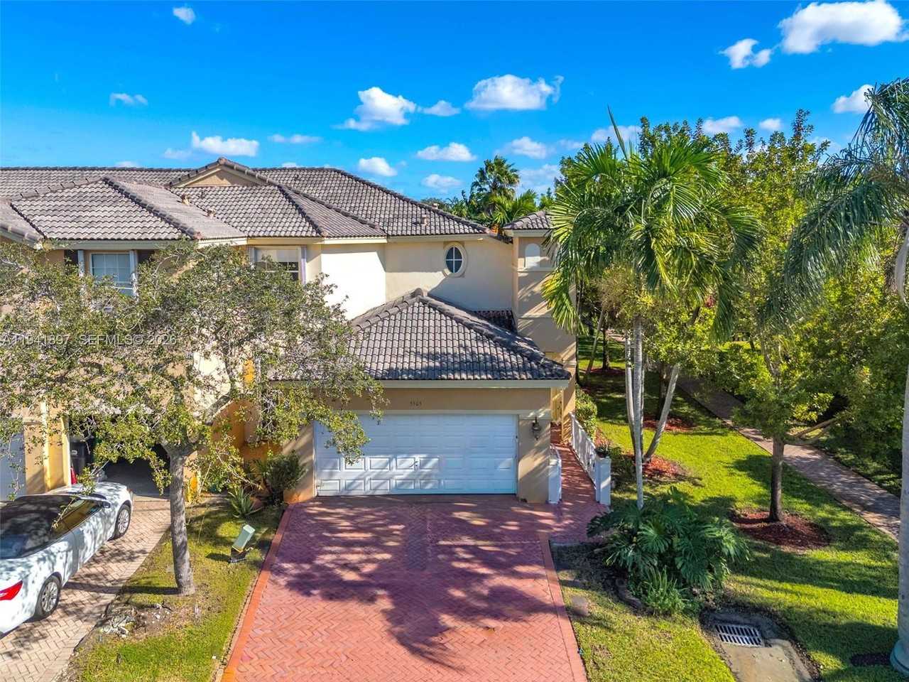 5505 Nw 112th Path #5505