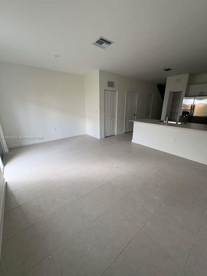 35663 Sw 178th Ct - Photo 4 of 8