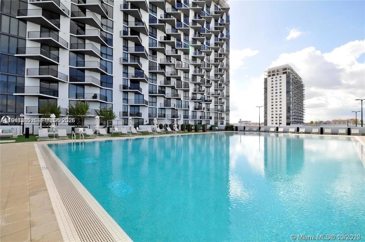 5300 Nw 85th Ave #909 - Photo 3 of 8