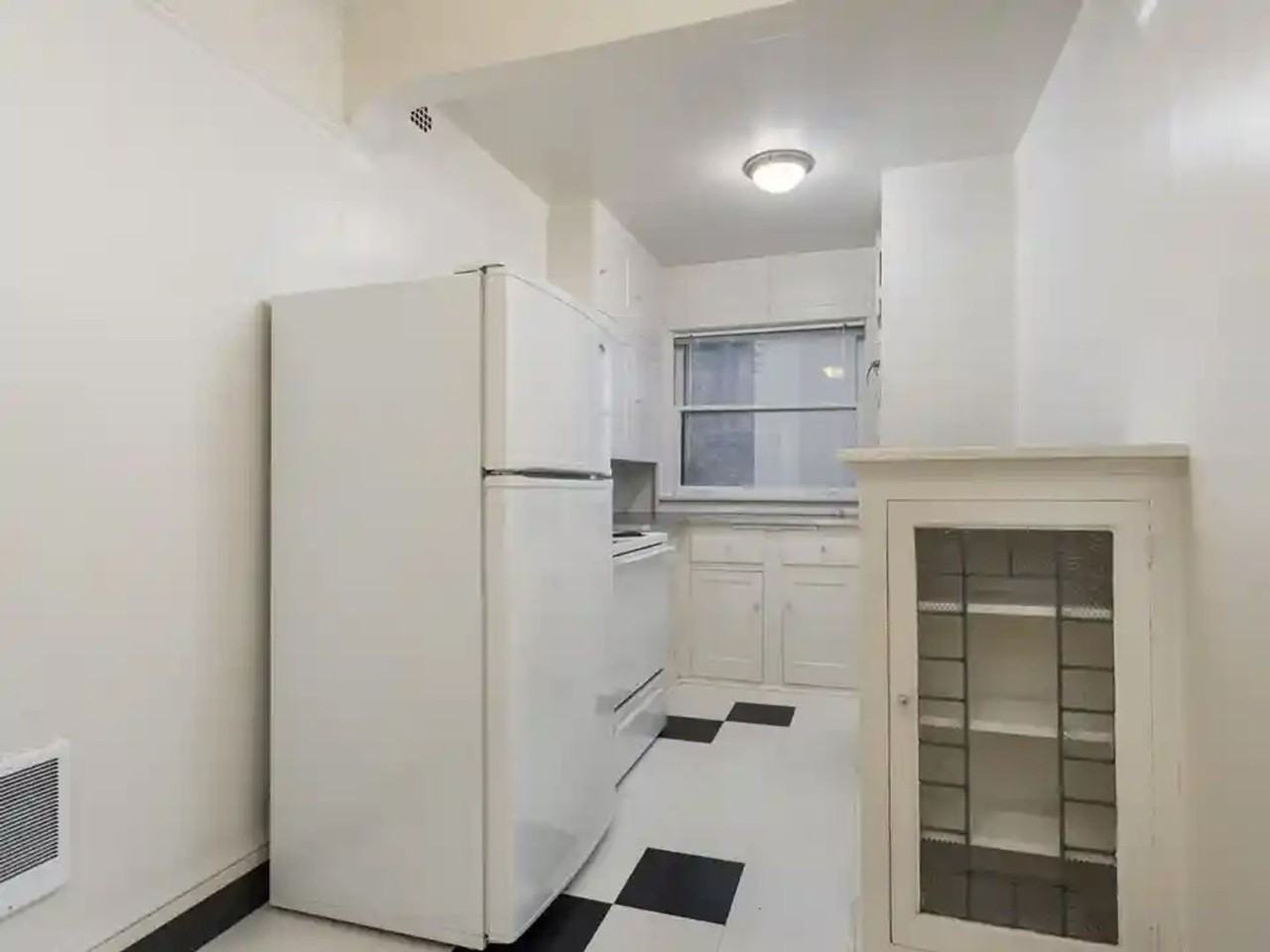 MAYFAIR APARTMENTS (MAYF01) - Photo 3 of 12