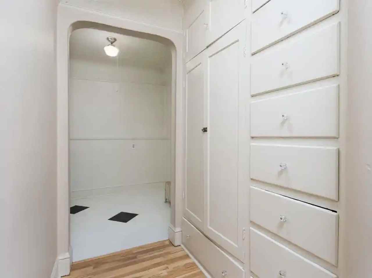 MAYFAIR APARTMENTS (MAYF01) - Photo 4 of 12