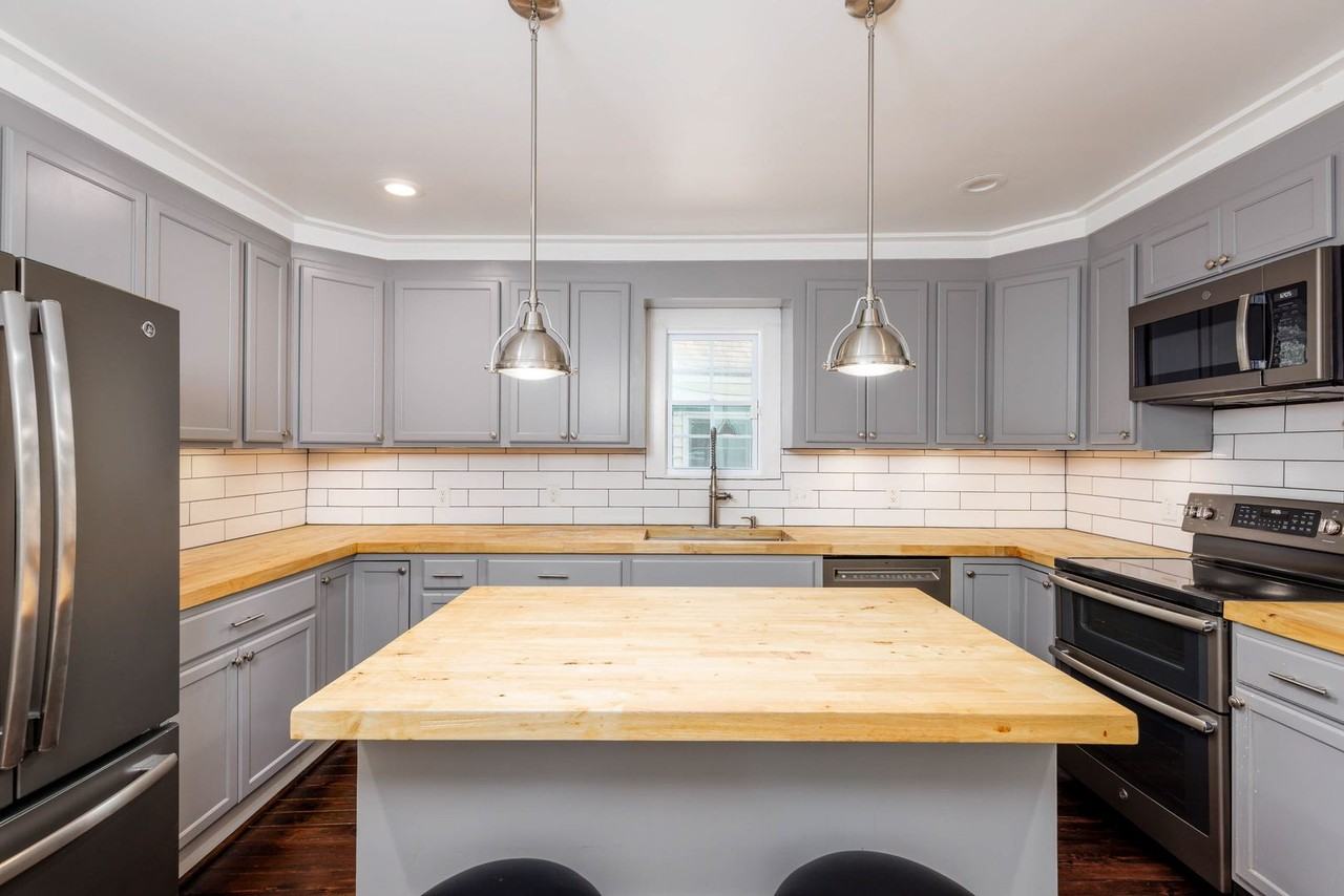 1902 26th Ave S - Photo 7 of 18