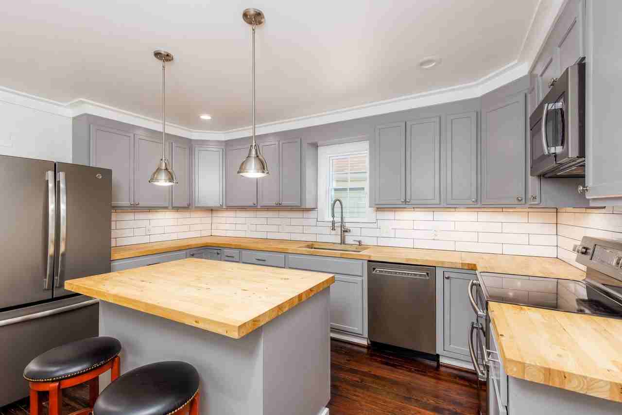 1902 26th Ave S - Photo 7 of 20