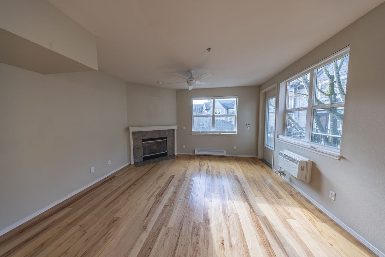 1553 Se Cutter Ln - Photo 4 of 20