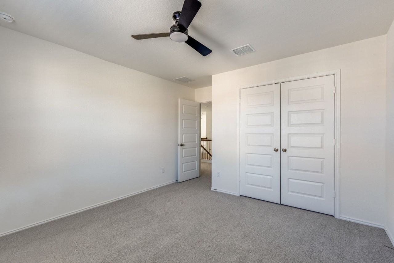 4638 Teverola Dr - Photo 4 of 15