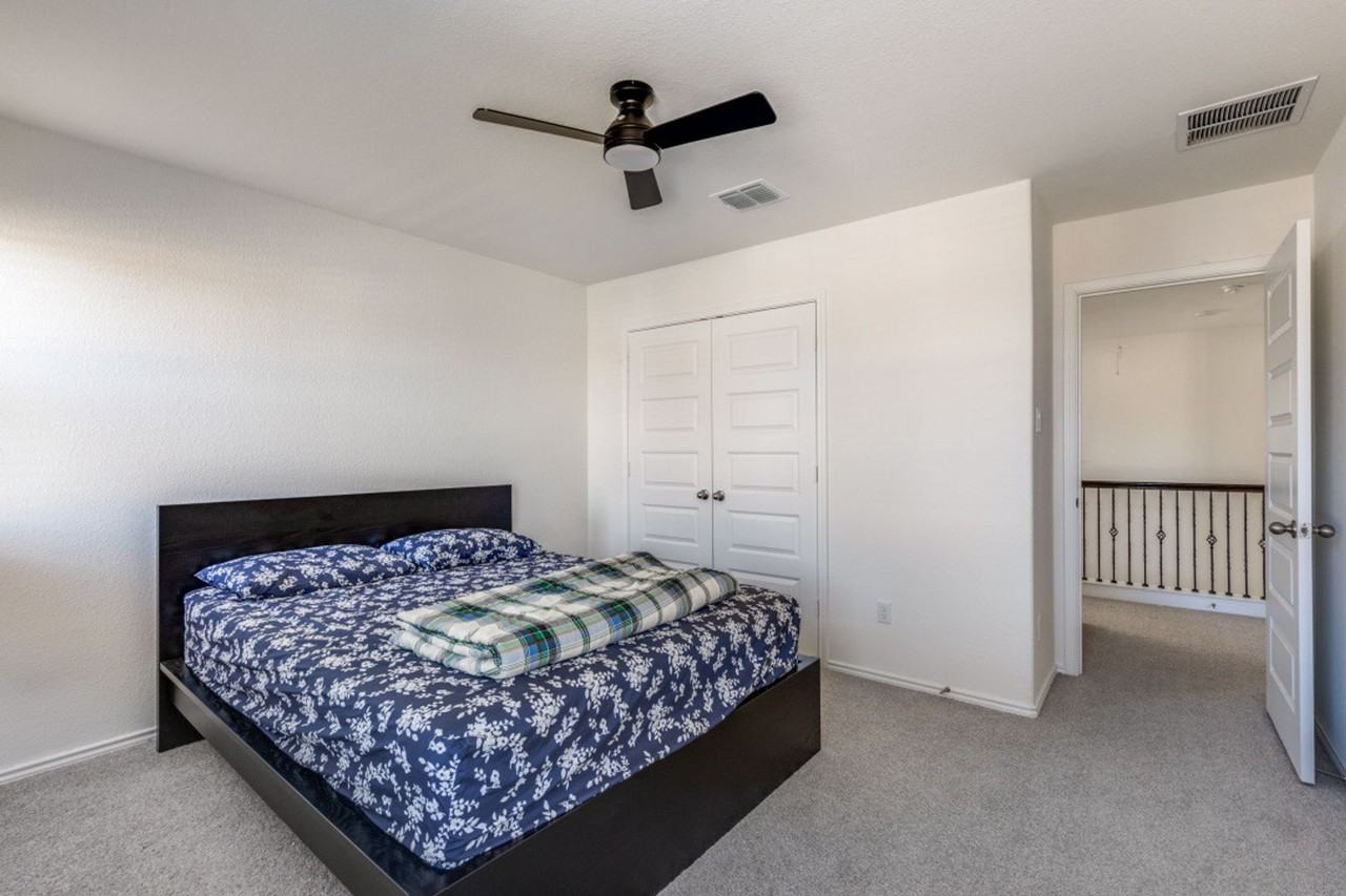 4638 Teverola Dr - Photo 5 of 15