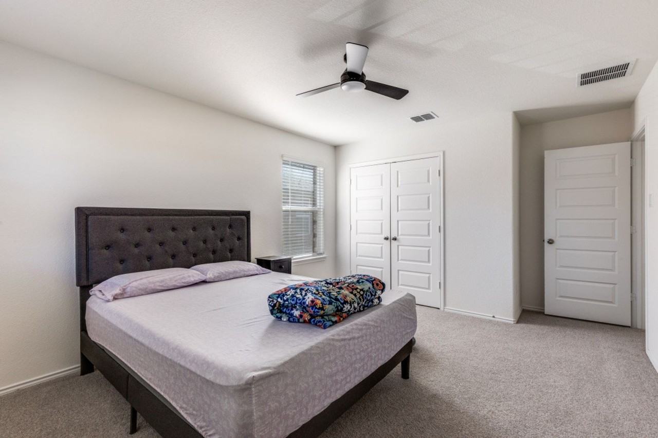 4638 Teverola Dr - Photo 6 of 15