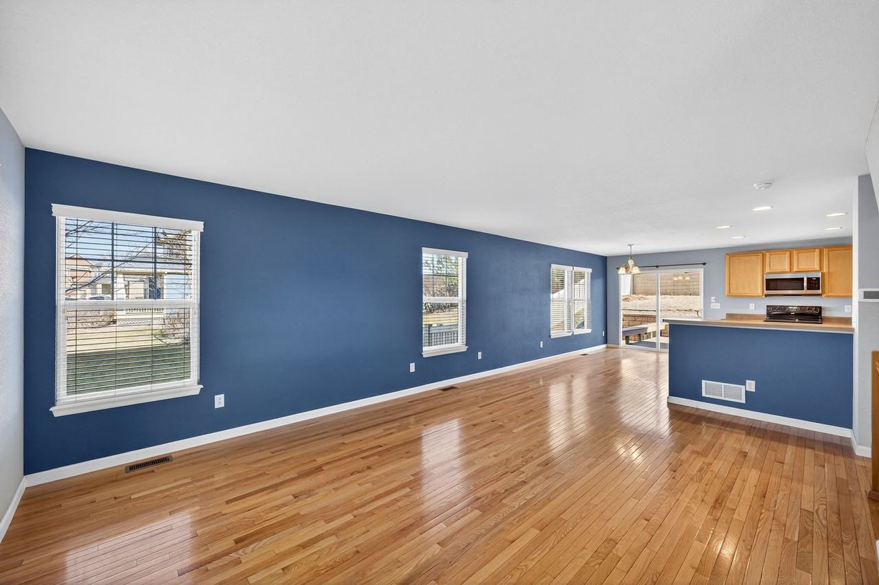 10952 10952 Dayton Way Commerce City - Photo 5 of 36