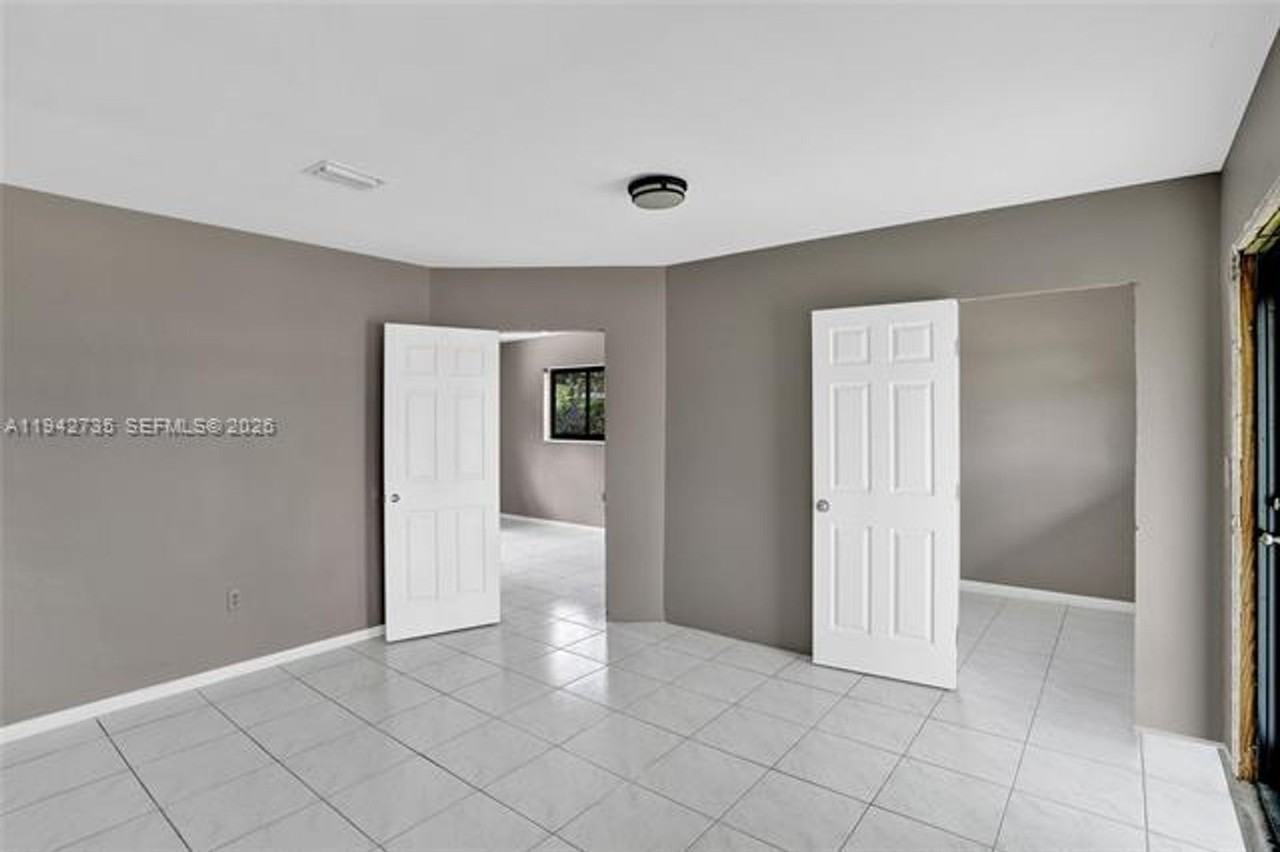 28640 Sw 146th Ave #0 - Photo 4 of 34