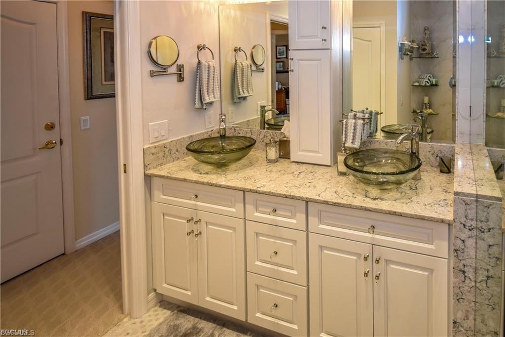 11271 Tamarind Cay Ln #1608 - Photo 6 of 8