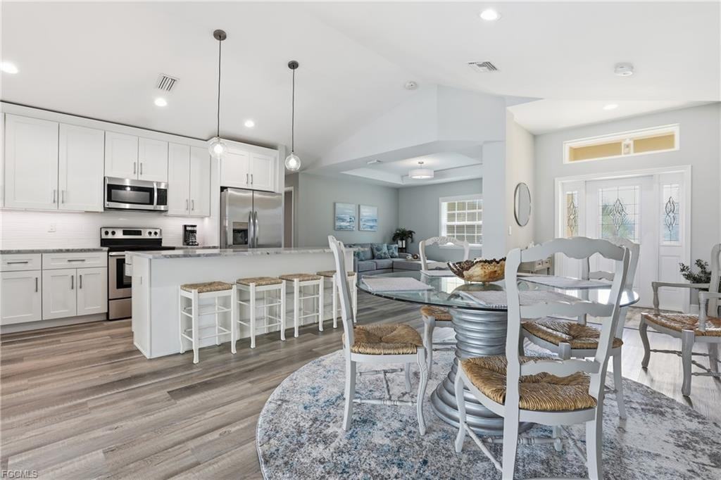 1723 Sw 31st Ln - Photo 5 of 8