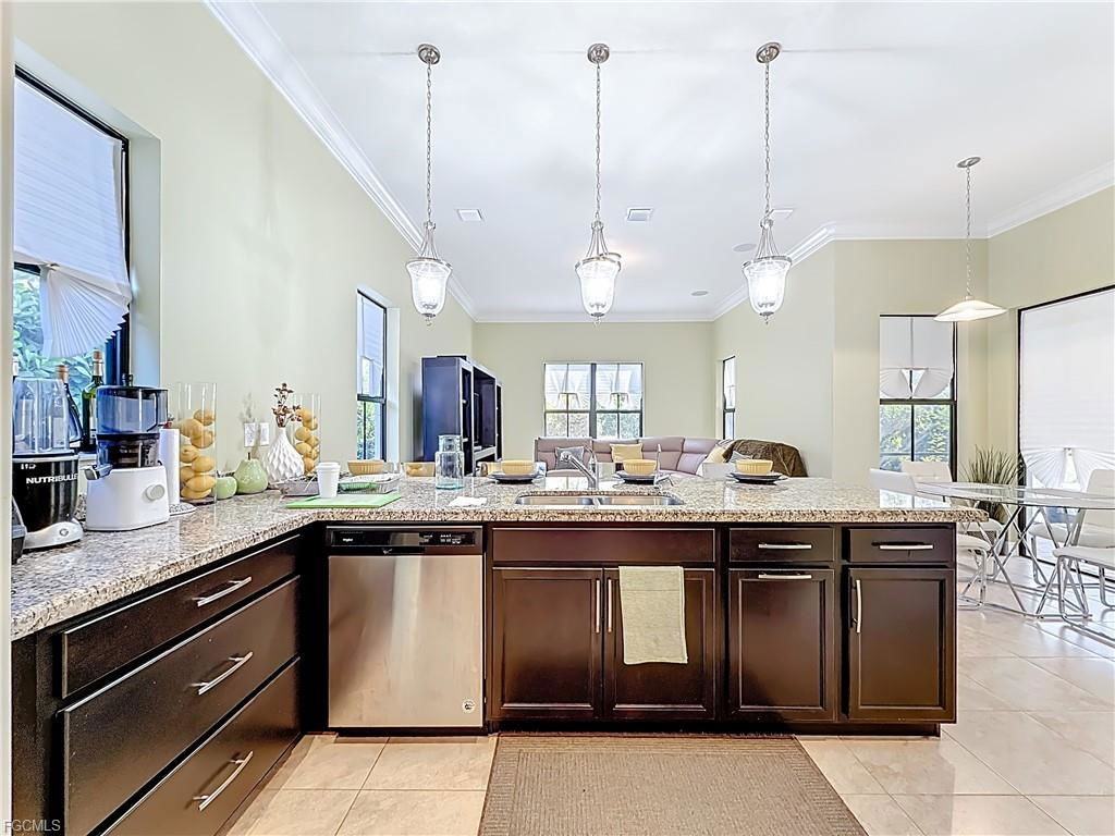 5130 Monza Ct - Photo 7 of 8