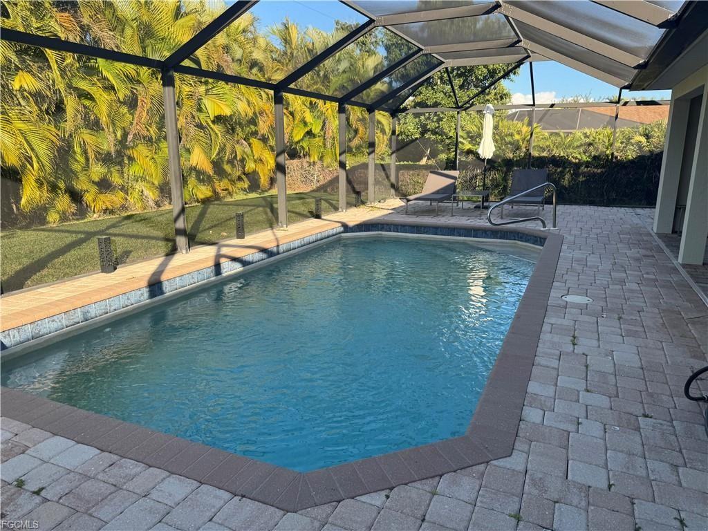 911 Se 21st Ln - Photo 2 of 8