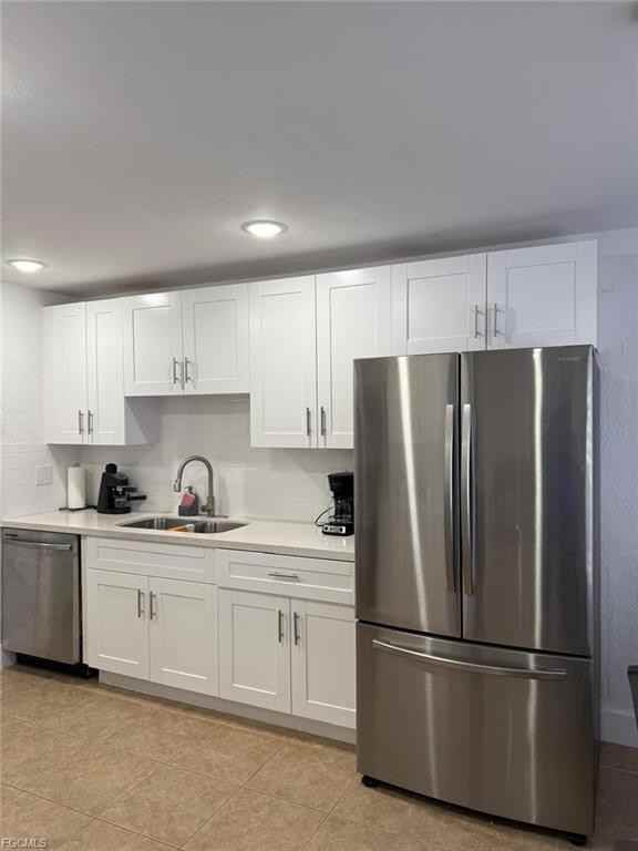 1335 Ne Pine Island Rd - Photo 3 of 8