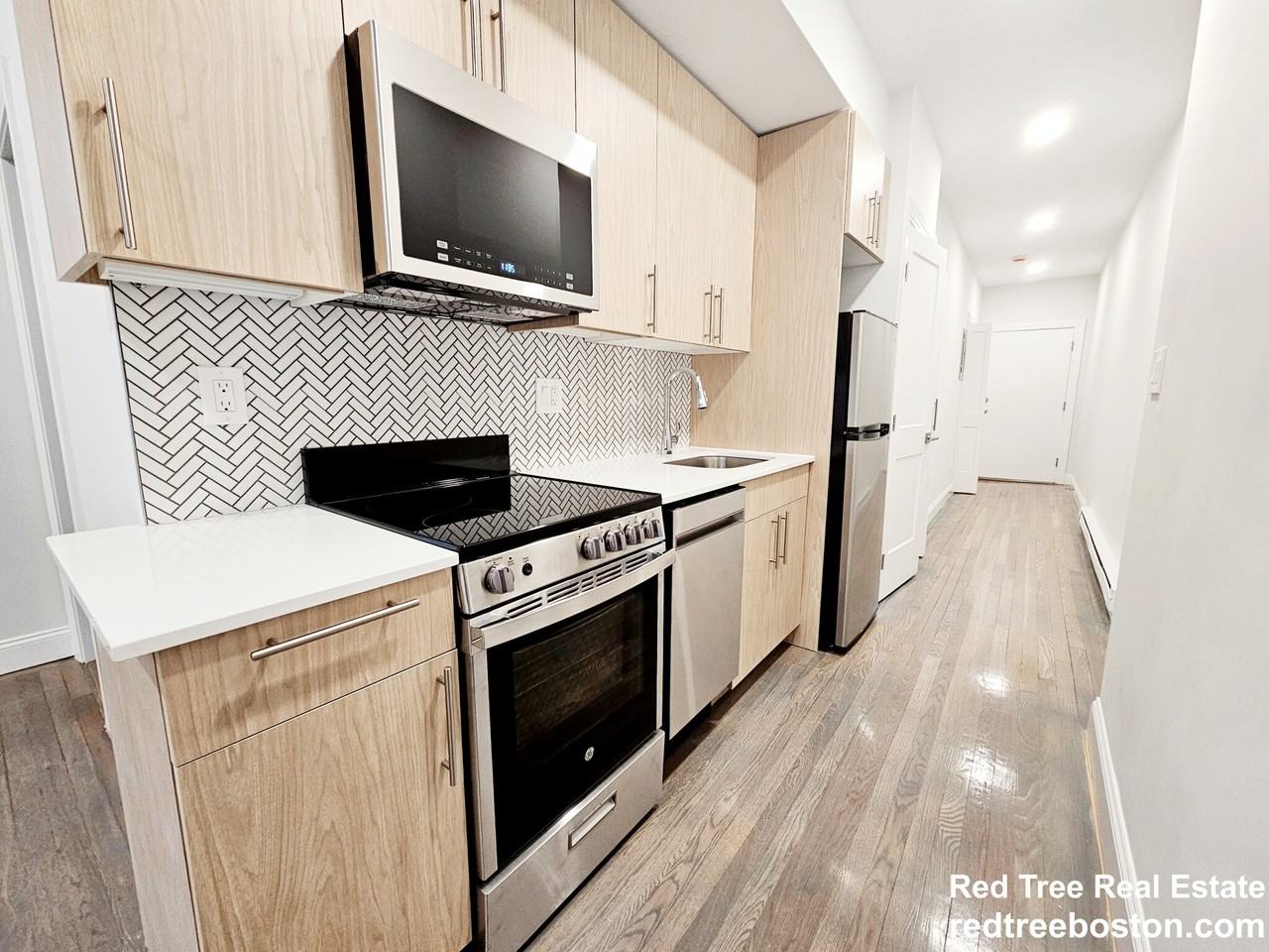 529 Beacon St #9