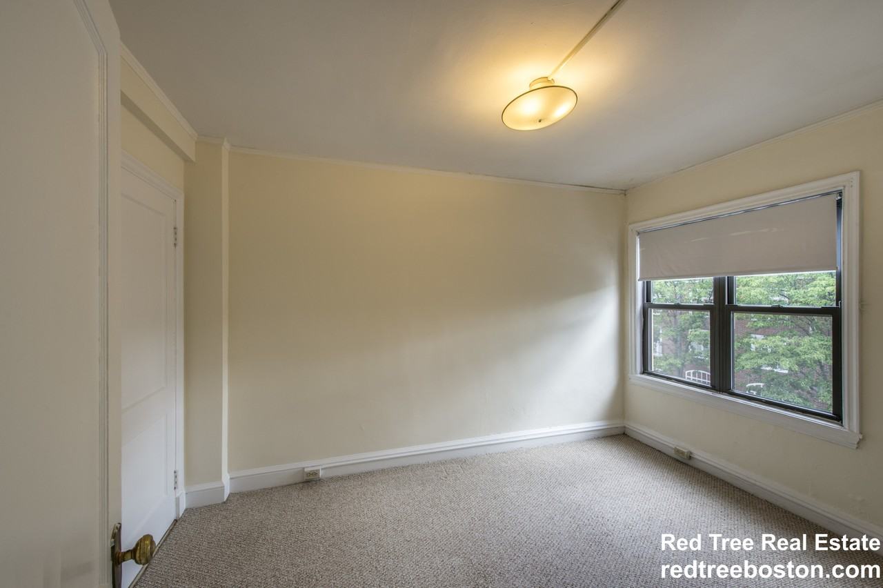 1200 Massachusetts Ave #B1 - Photo 3 of 6