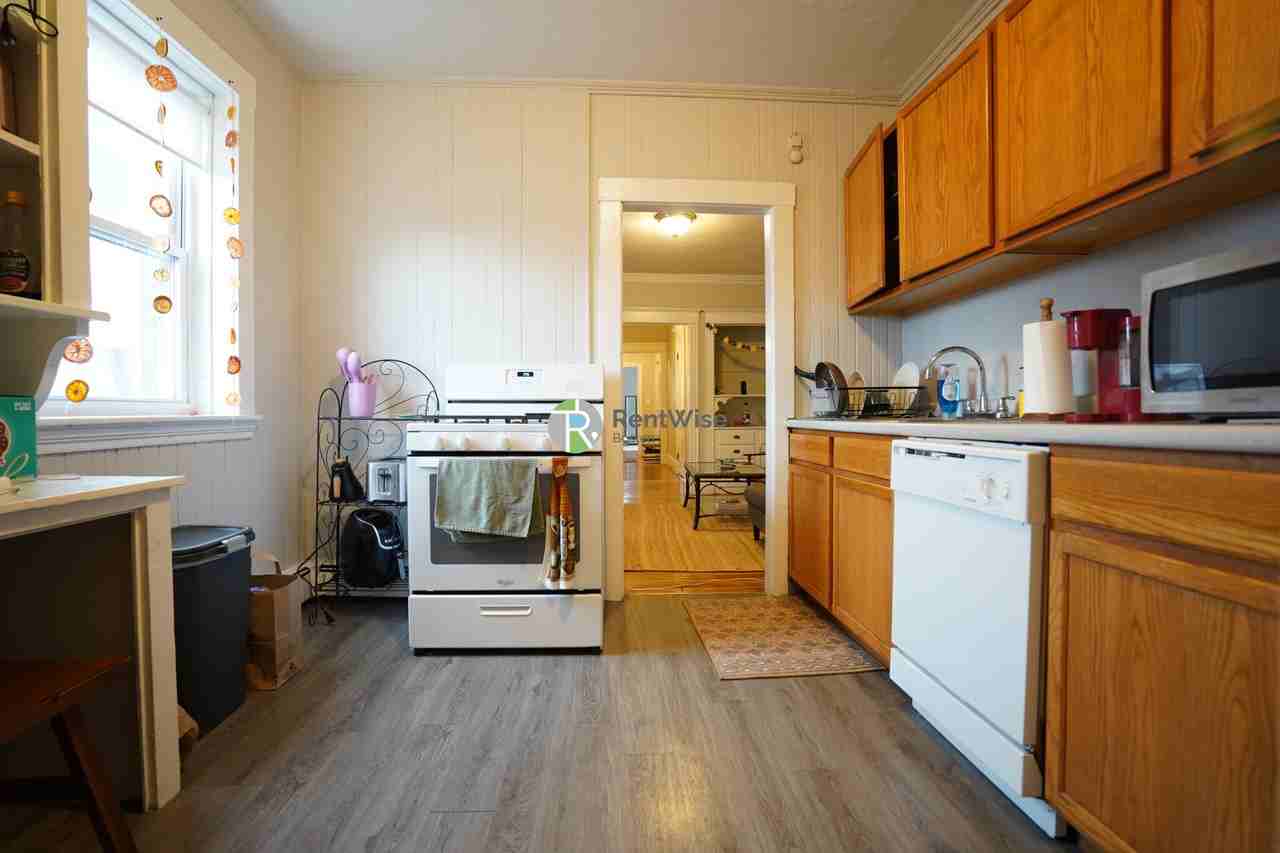 15 Quint Ave #6 - Photo 5 of 20